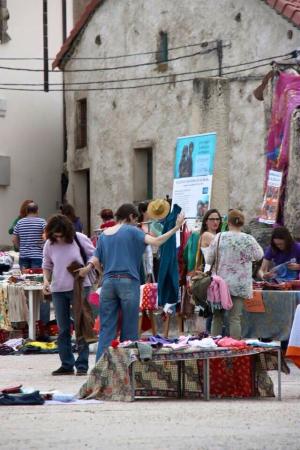 Imagen Rastrillo solidario en la Feria Solidaria del 2016